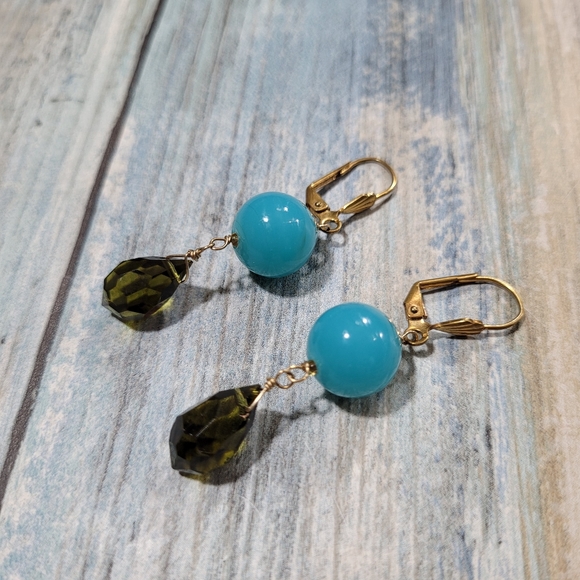 Glass Earrings. - Picture 2 of 6